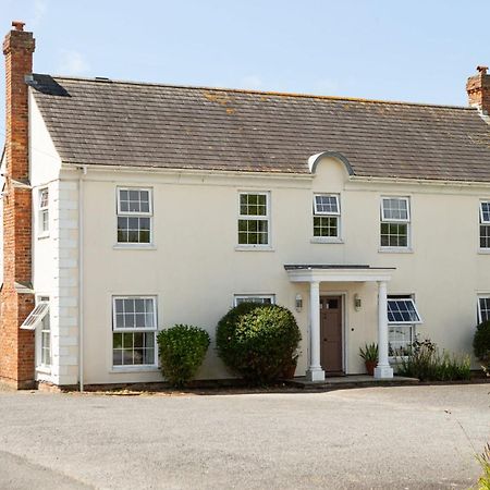 Stunning 6 Bedroom Cottage Near Cornish Coast บู๊ด ภายนอก รูปภาพ