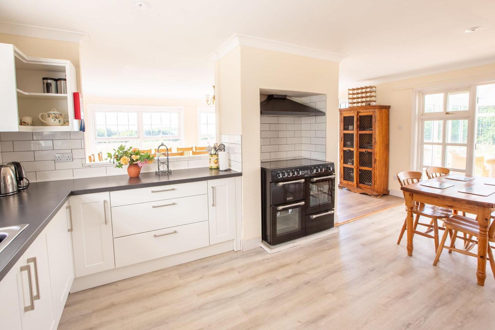 Stunning 6 Bedroom Cottage Near Cornish Coast บู๊ด ภายนอก รูปภาพ