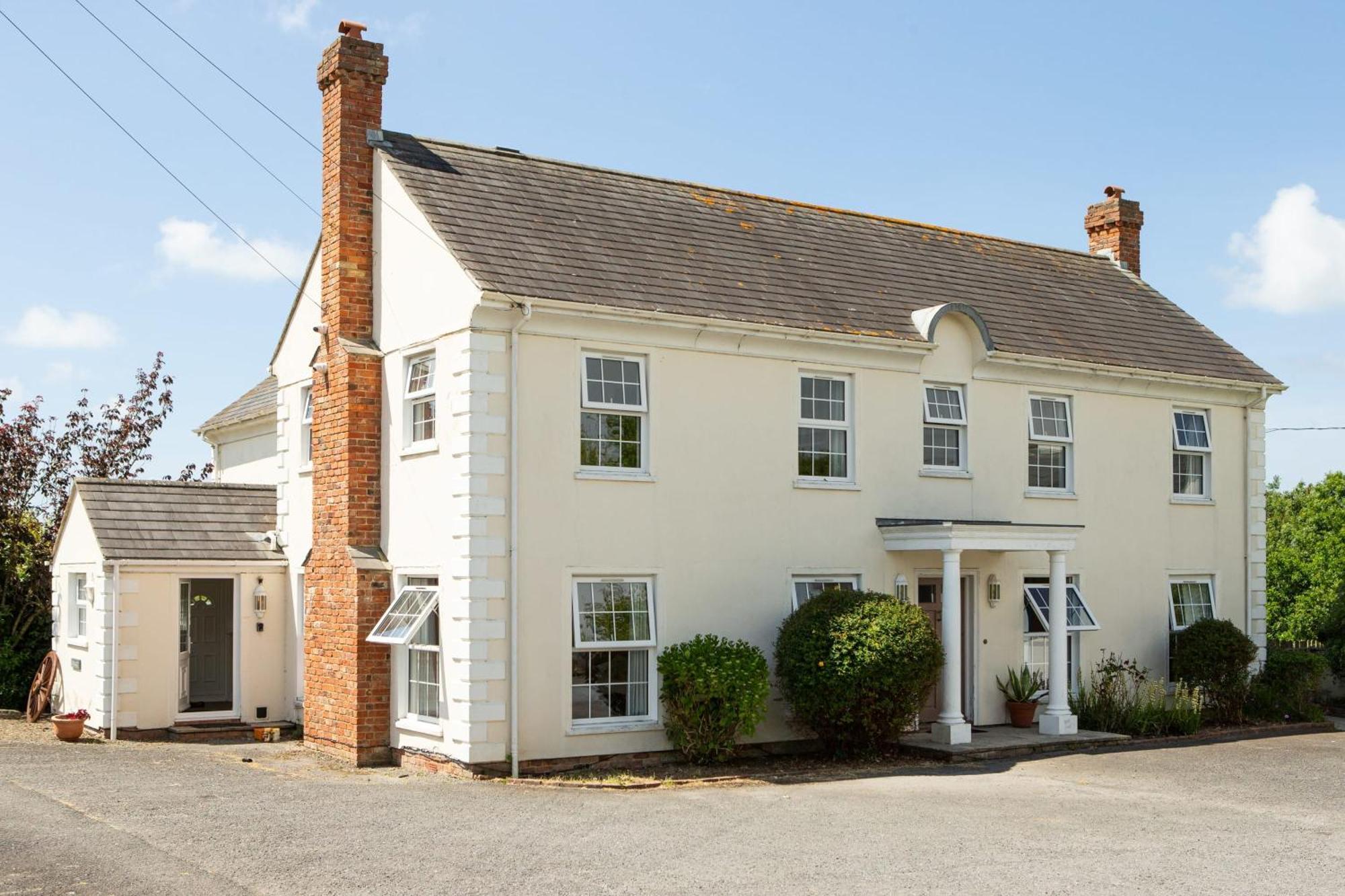Stunning 6 Bedroom Cottage Near Cornish Coast บู๊ด ภายนอก รูปภาพ