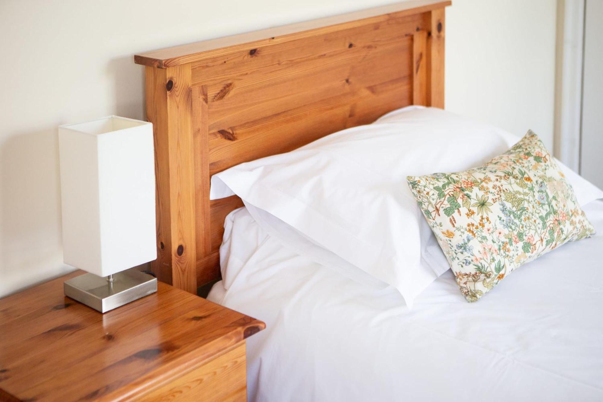 Stunning 6 Bedroom Cottage Near Cornish Coast บู๊ด ภายนอก รูปภาพ