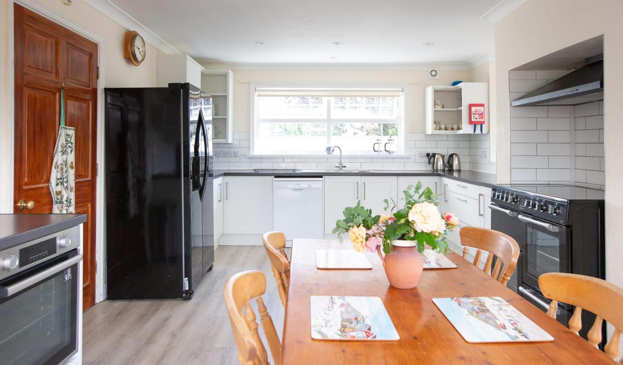 Stunning 6 Bedroom Cottage Near Cornish Coast บู๊ด ภายนอก รูปภาพ