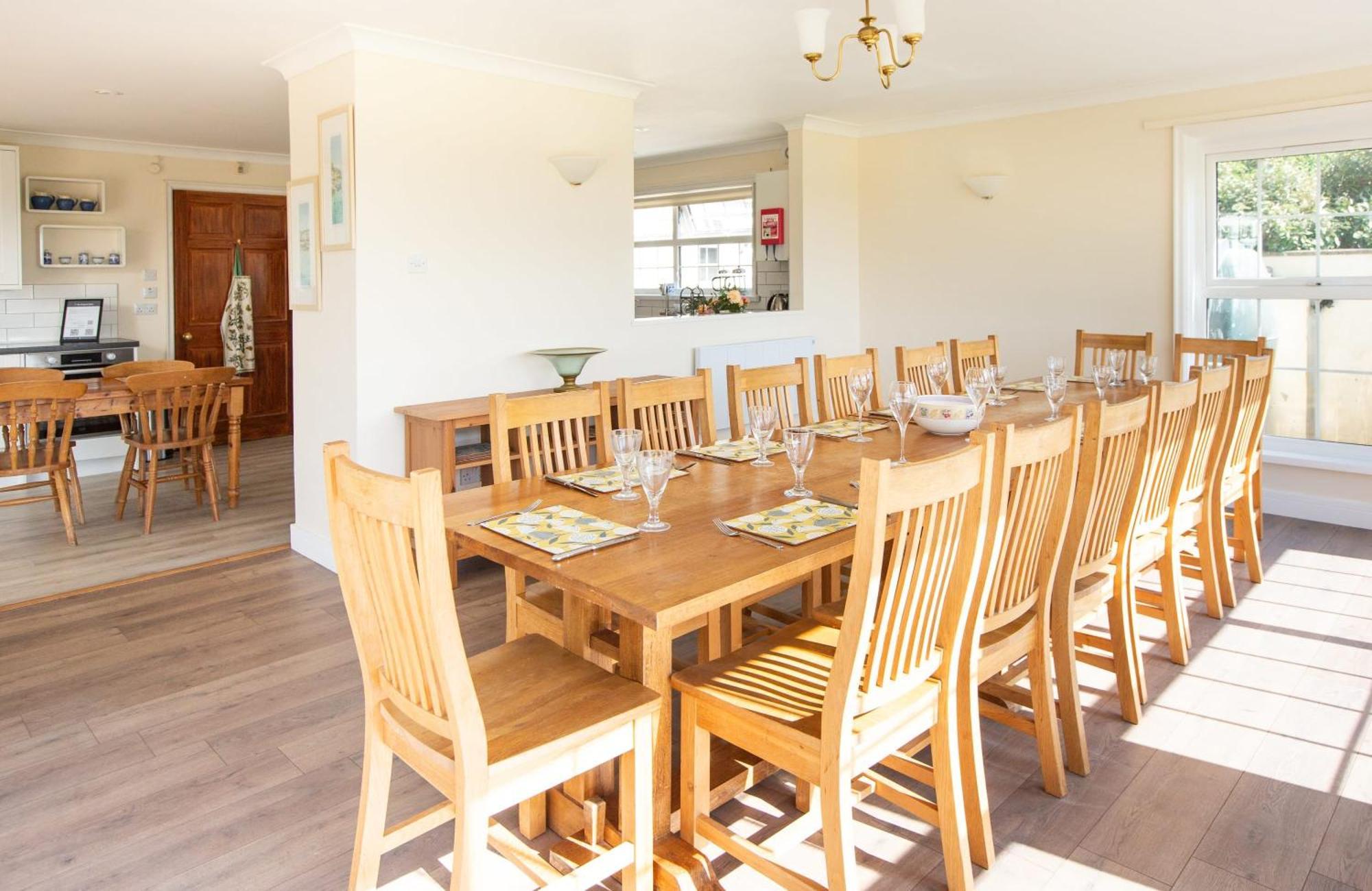 Stunning 6 Bedroom Cottage Near Cornish Coast บู๊ด ภายนอก รูปภาพ